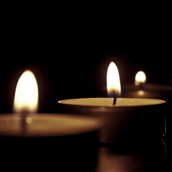 How to Calculate Candle Burn Rate and Burn Time